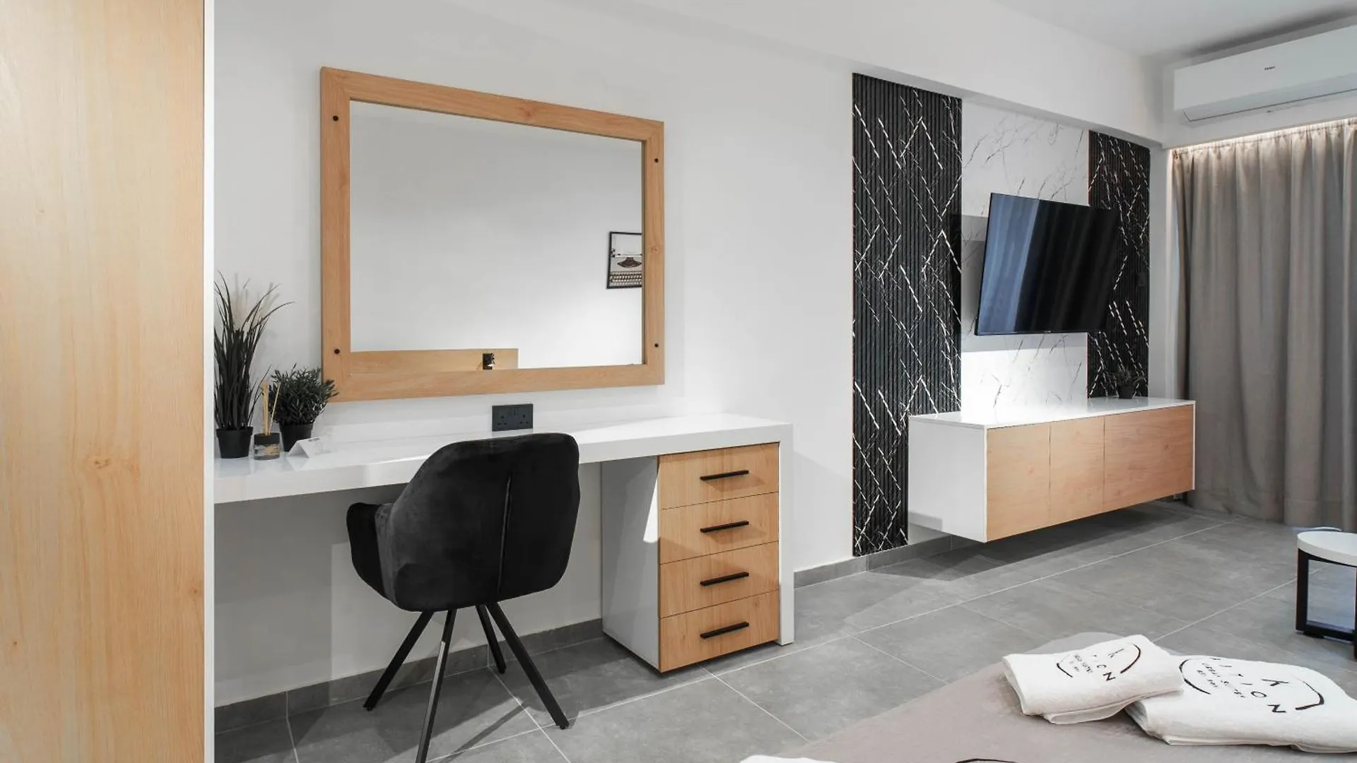 Kition City Suites In Larnaca Finikoudes Cipro